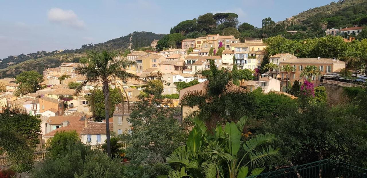 L'Odyssee Provencale, Un Duplex De Charme De 2 Chambres Au Pied Du Village Medieval De Bormes-Les-Mimosas, Offrant Des Prestations Haut De Gamme Et Une Superbe Vue Sur Le Massif Des Maures Bormes-les-Mimosas Exterior foto