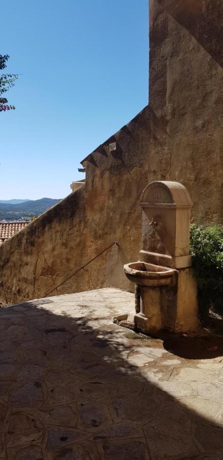 L'Odyssee Provencale, Un Duplex De Charme De 2 Chambres Au Pied Du Village Medieval De Bormes-Les-Mimosas, Offrant Des Prestations Haut De Gamme Et Une Superbe Vue Sur Le Massif Des Maures Bormes-les-Mimosas Exterior foto